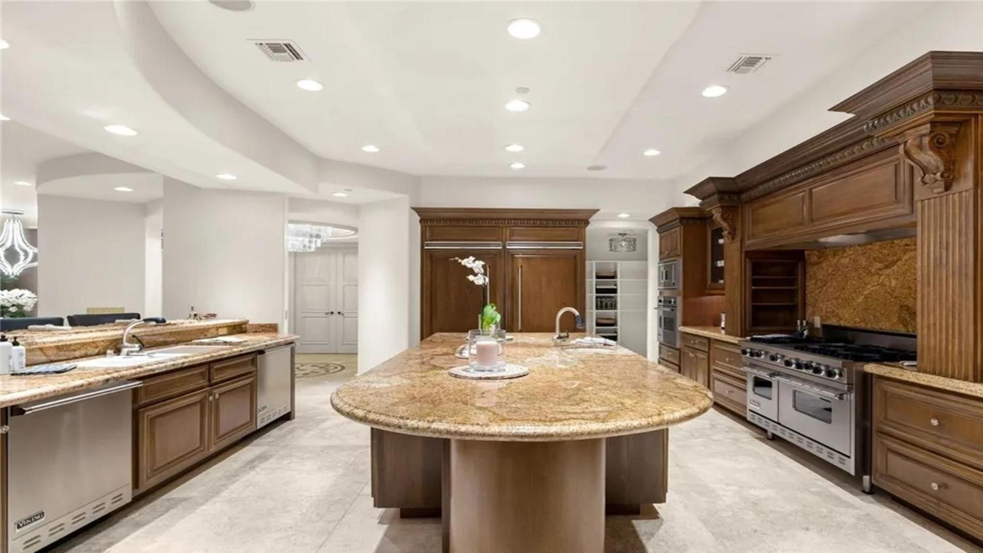Three Bedroom Luxury With Private Express Elevator Apartamento